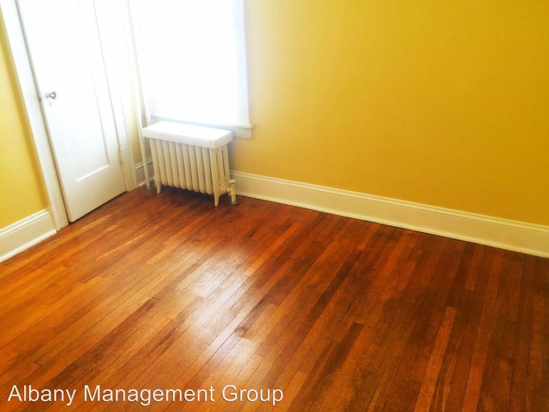 Building Photo - 93 Homestead Ave