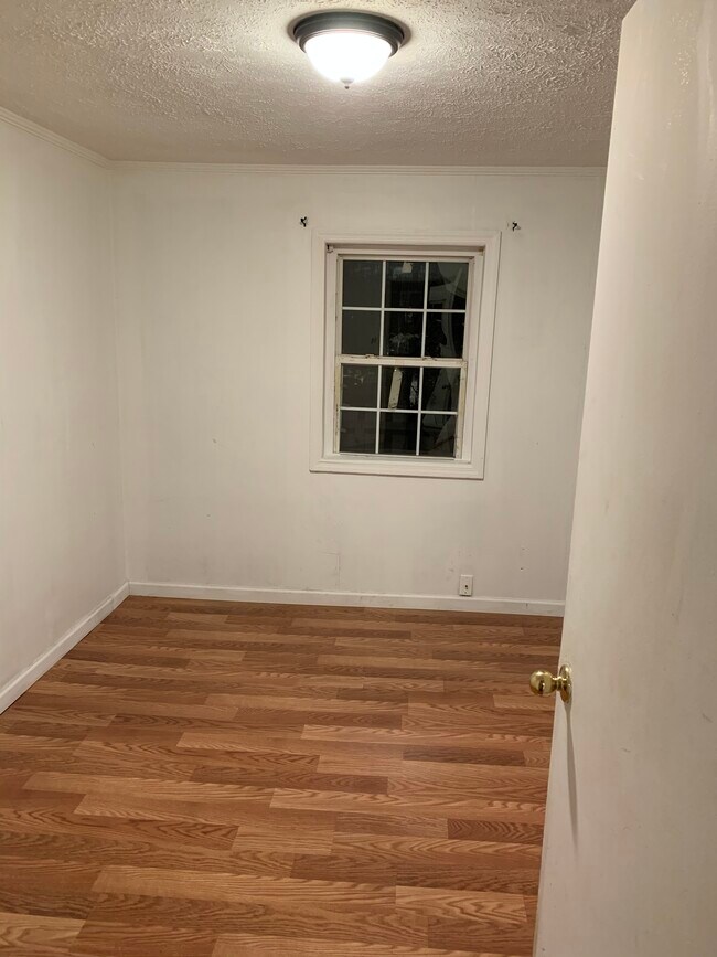 Bedroom - 1710 Holly Dr