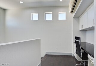 Building Photo - 2680 Mystere Ct