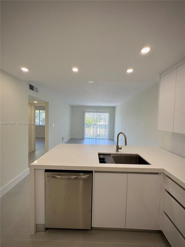 Foto del edificio - 1530 SW 2nd St