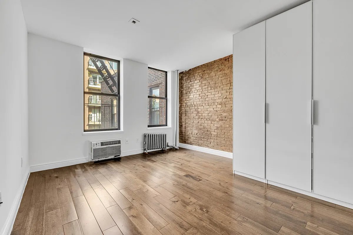 Foto del edificio - 86 Clinton St