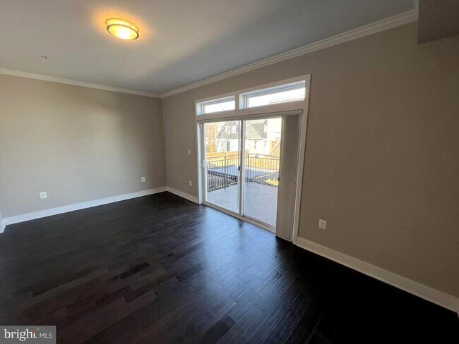 Building Photo - 5302 Bass Pl SE
