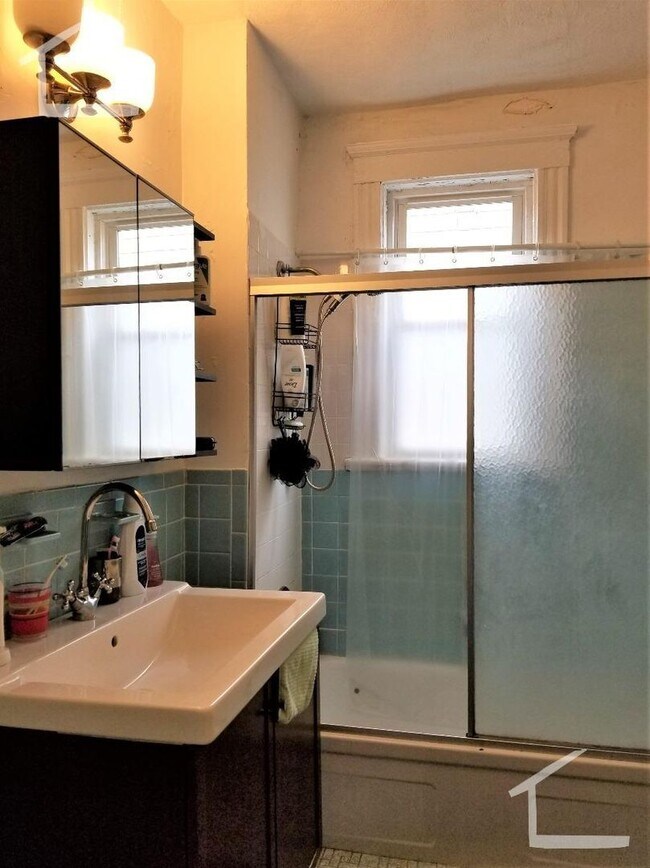 Foto del edificio - 88 Browne St