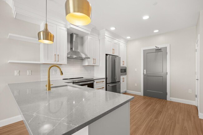 Building Photo - 99 Foundry Pl