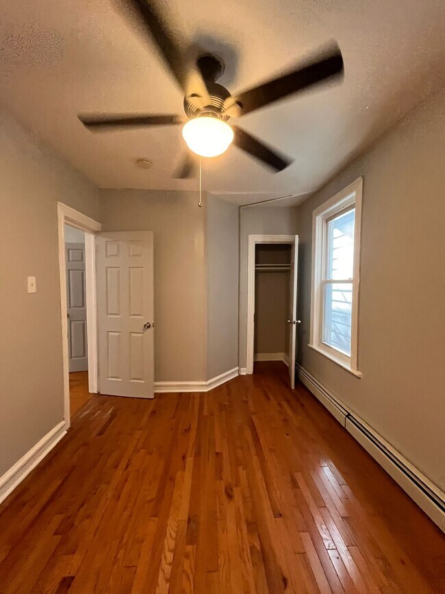 Foto del edificio - 104 Claremont Ave