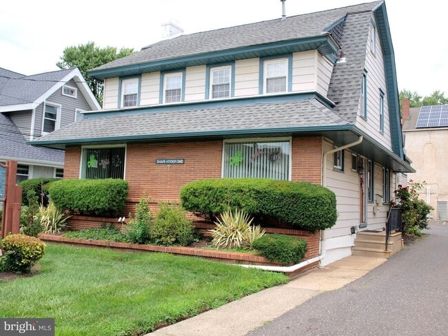 Building Photo - 407 White Horse Pike