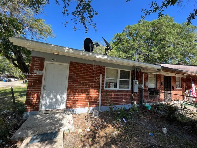 Building Photo - 7231 Bailey Ct