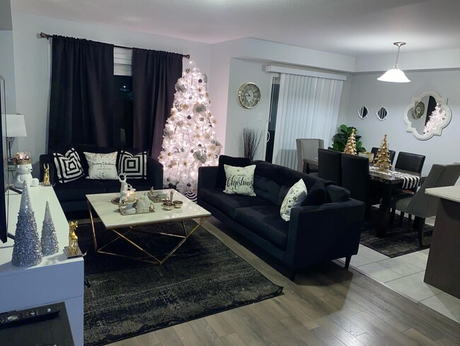 Building Photo - 8291 Tulip Tree Dr