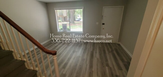 Building Photo - 1449 Brookwood Dr