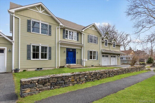 Foto del edificio - 90 Central Ave