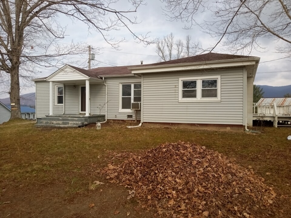 120 Alvin Bullen Rd, Wartburg, TN 37887 House Rental in Wartburg, TN