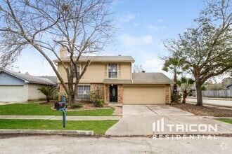 Building Photo - 19902 Burle Oak Dr