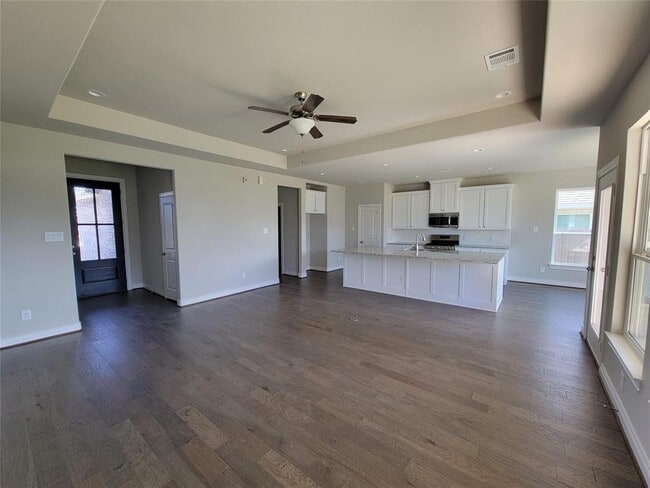 Building Photo - 406 Hunters Xing Dr