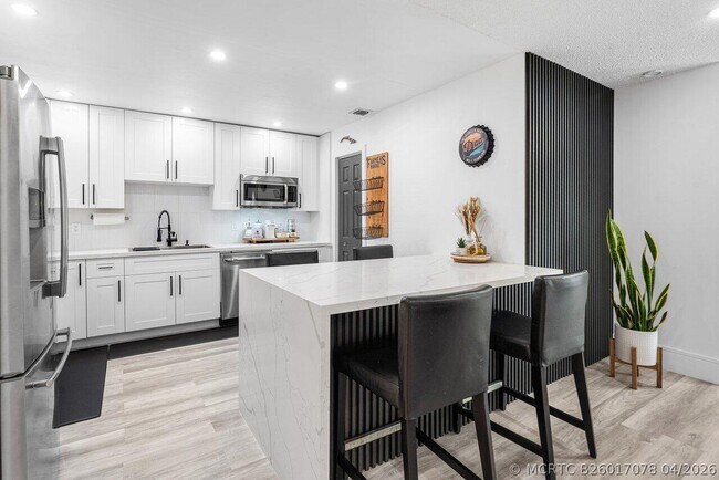 Foto del edificio - 8014 Ambach Way