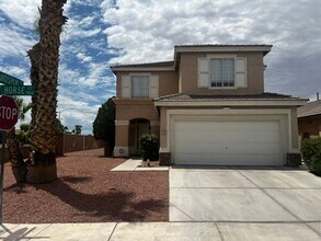 Building Photo - 9167 Short Horse Ct