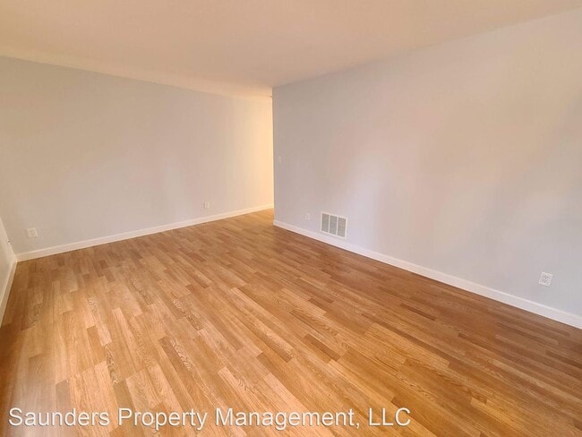 Building Photo - 3 br, 2 bath House - 2727 Reynolds Park Road