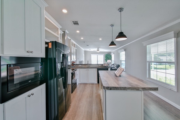 Foto del edificio - 475 Netherland Ave