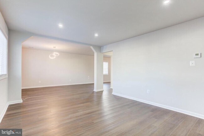 Foto del edificio - 187 Scott Dr