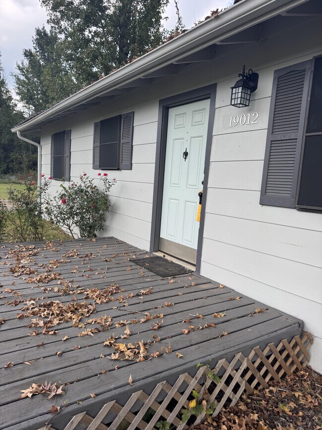 Building Photo - 19012 County Rd 4104