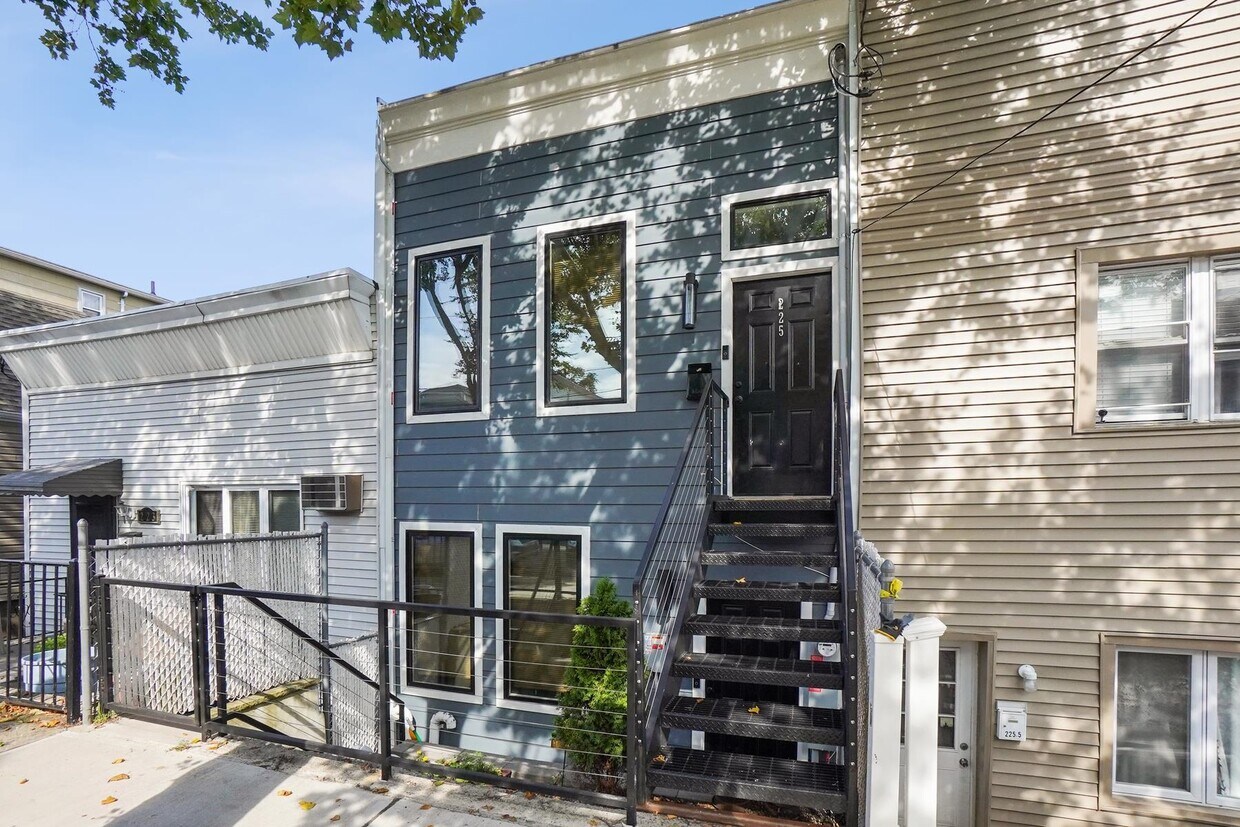 225 Terrace Ave, Jersey City, NJ 07307 House Rental in Jersey City