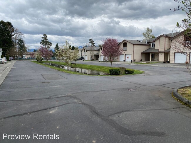 Building Photo - 2 br, 2 bath House - 732 Cascade Palms Court