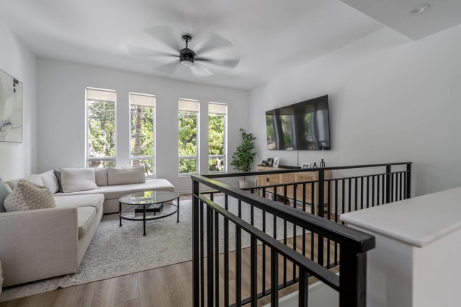 Foto del edificio - 723 SE 16th Ct