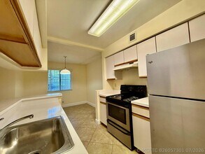 Building Photo - 9777 Westview Dr