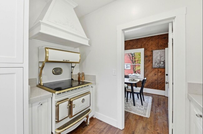 Foto del edificio - 179 College Way