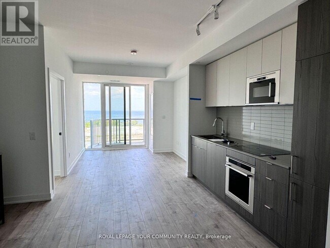 Building Photo - 220-1220 Missinnihe Way