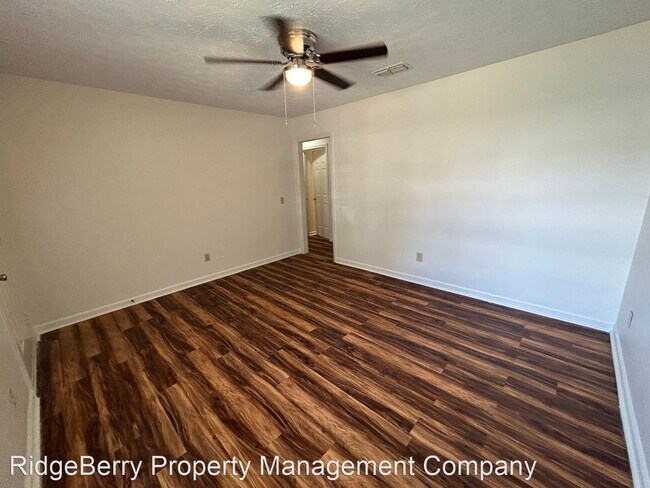 Building Photo - 2 br, 1 bath House - 220 Hennon Drive Apt G