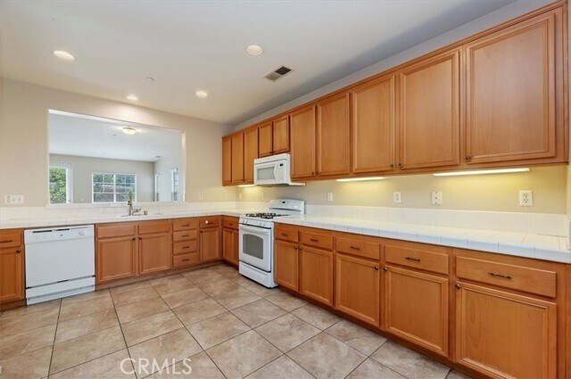 Foto del edificio - 1646 Gilliam Ct