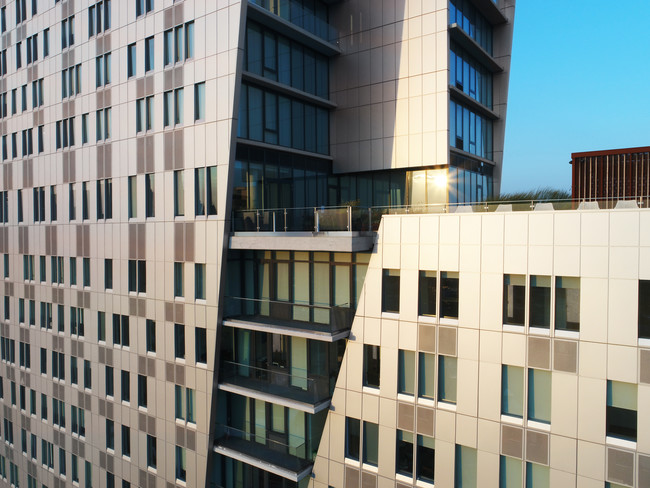 Building Photo - 300 Ashland Pl