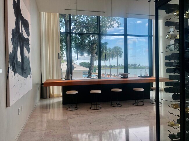 Foto del edificio - 3131 NE 7th Ave