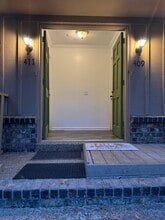Building Photo - 409 Quanto Ct