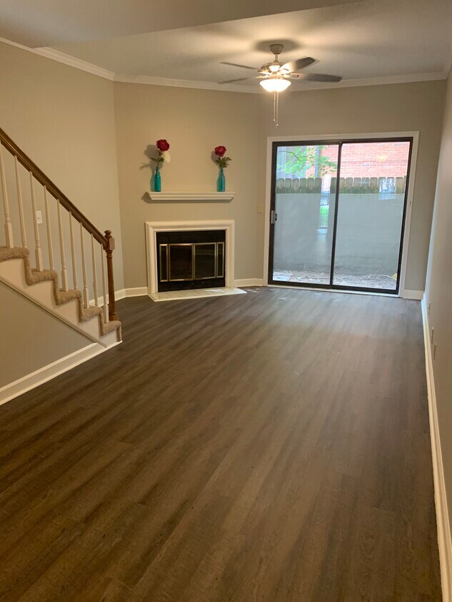 2120 Portland Ave Unit 2120, Nashville, TN 37212 Condo for Rent in