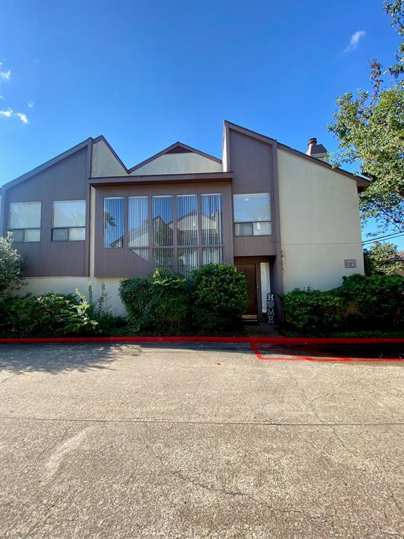 Foto del edificio - 2409 Bering Dr