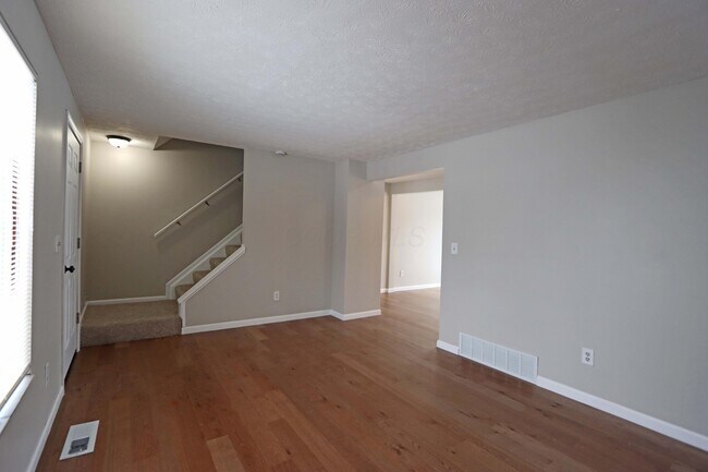 Building Photo - 5740 Vestry Ct