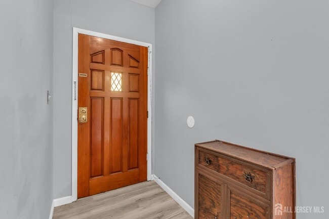 Foto del edificio - 177 Creek Rd