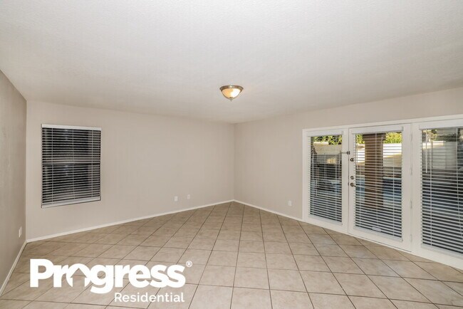 Building Photo - 6934 W Kristal Way