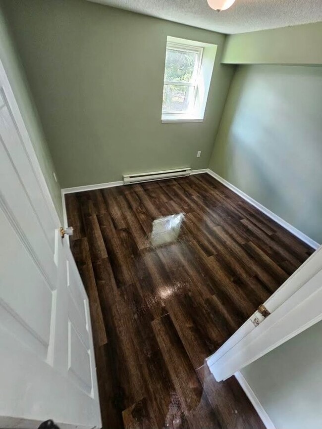 Photo du bâtiment - 10437 Rue Principale