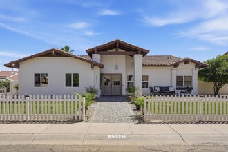 Building Photo - 5623 E Claire Dr
