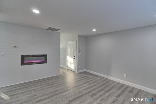 Foto del edificio - 169 Clark St