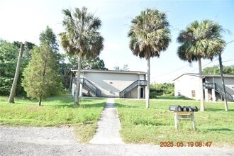 Building Photo - 2207 Irene St