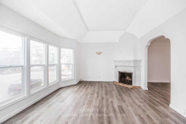 Foto del edificio - 2106 26th Ave