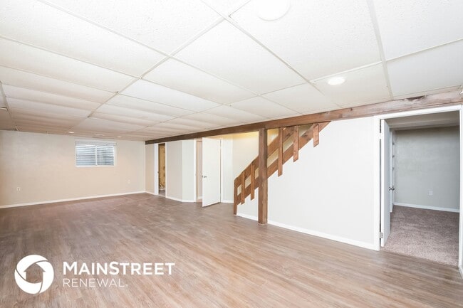 Foto del edificio - 8563 Dover Ct