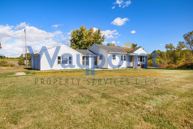 Building Photo - 1259 Holland Lake Rd