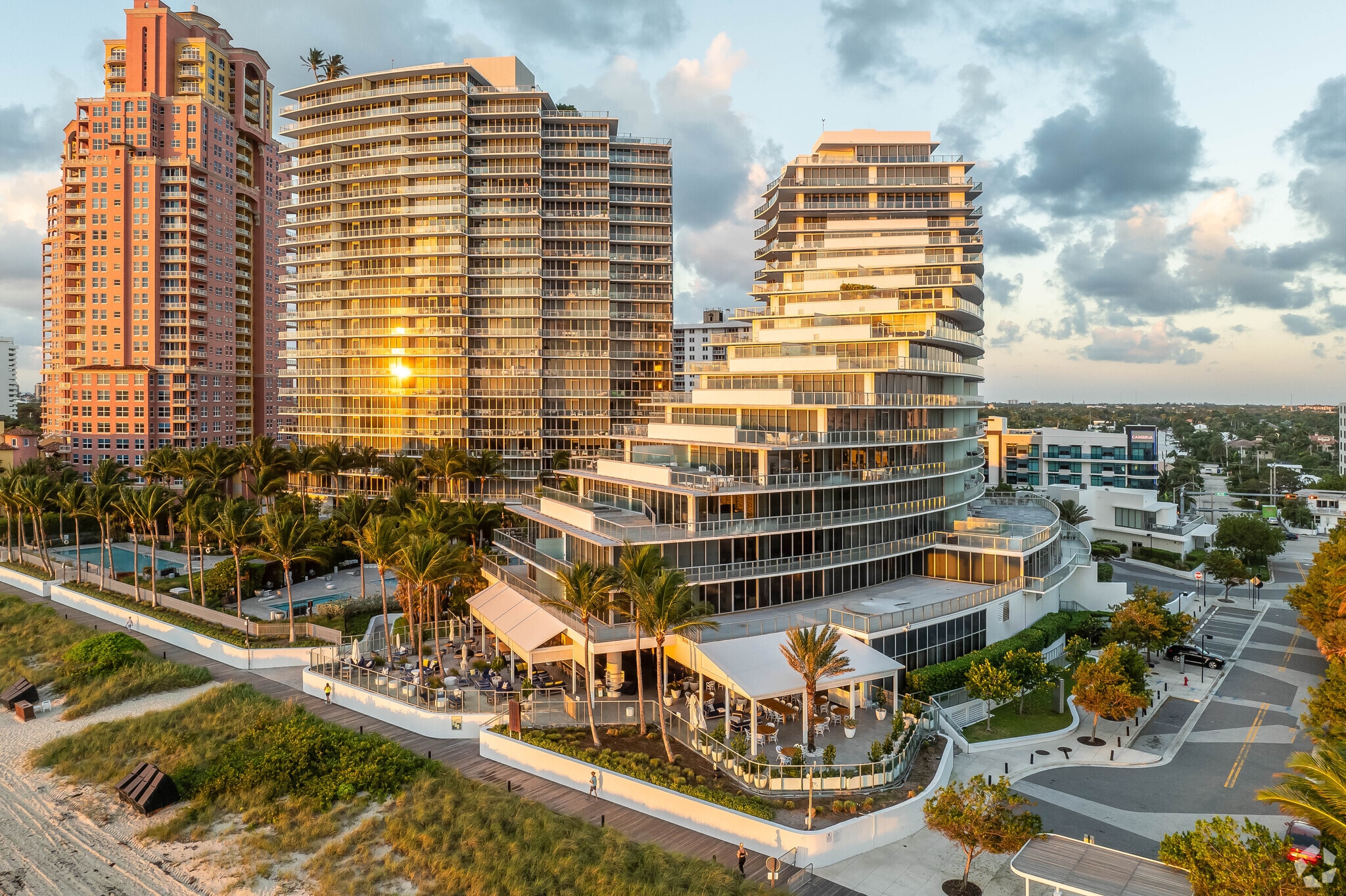 Auberge Beach Residences & Spa