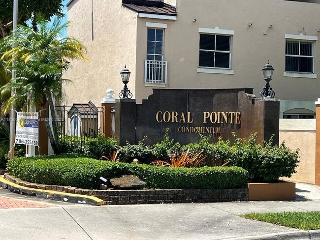 Foto del edificio - 675 NW 85th Ct