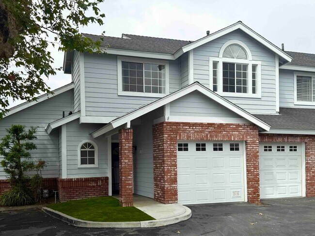 Foto del edificio - 2057 Tustin Ave
