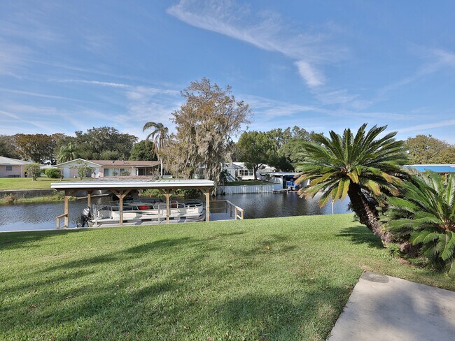 Building Photo - 1631 Canal Ct